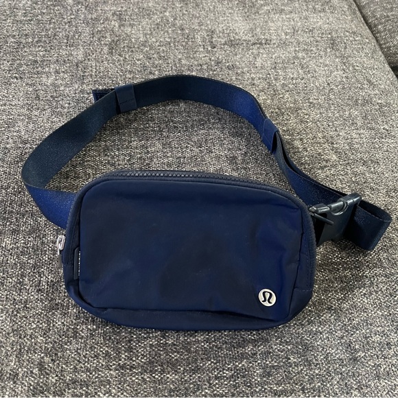lululemon athletica Handbags - Lululemon Originally Everywhere Belt Bag 1L